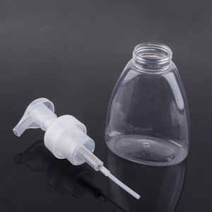 Fornecimento direto da fábrica Amostra grátis Materiais personalizados Plástico 40/410 42/410 0,8 cc 1,6 cc Dispensador para cuidados com a pele do corpo Shampoo para lavagem Reciclável Recarregável Bomba de espuma de sabão embutida 